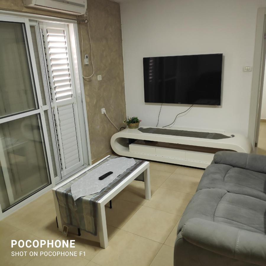 סוויטה של אלון Apartment Arad Exterior photo